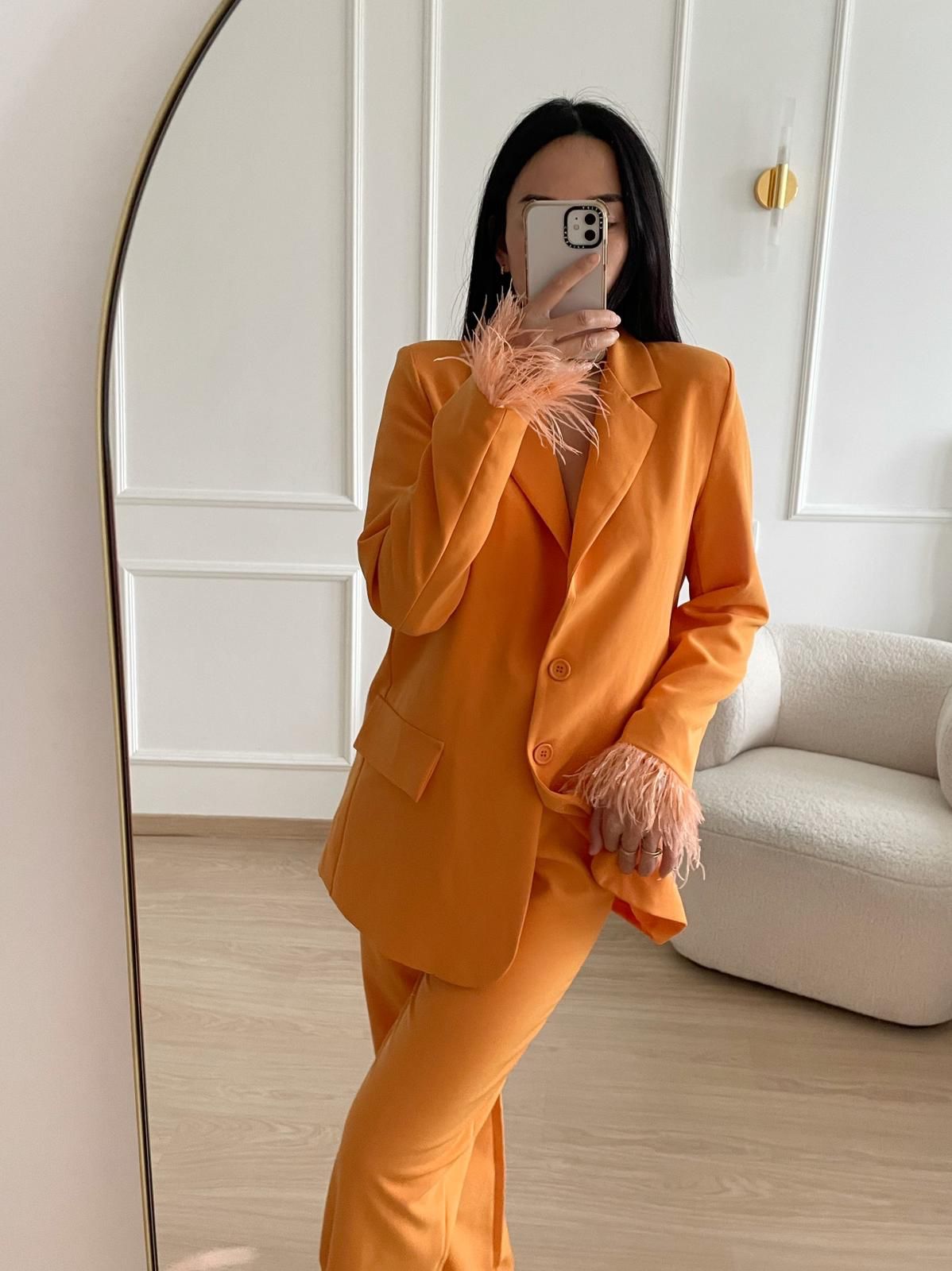 Feather blazer oranje - SALE