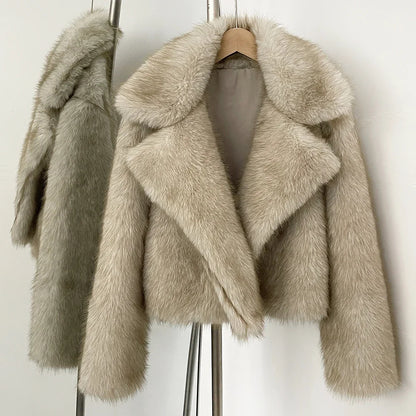 Faux fur jas met oversized kraag